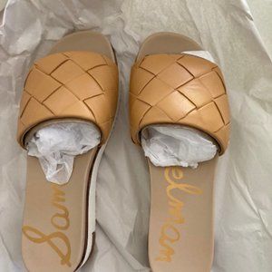Sam Adelman Adaley slide sandal in Sand, Size 7